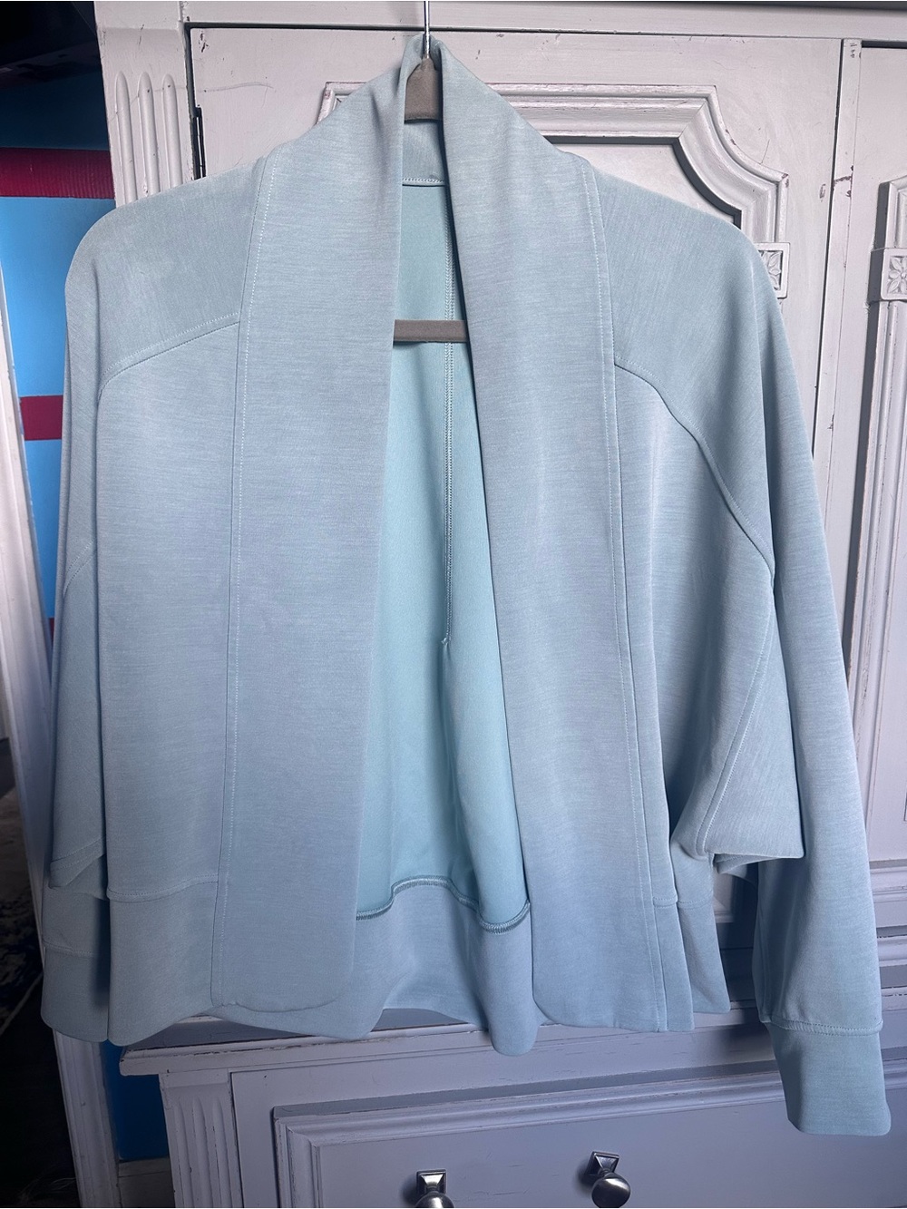 Lululemon Softstreme Dropped Sleeve Wrap